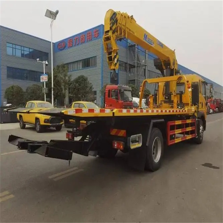 富文镇附近小随车吊出租电话，轻松解决搬运烦恼