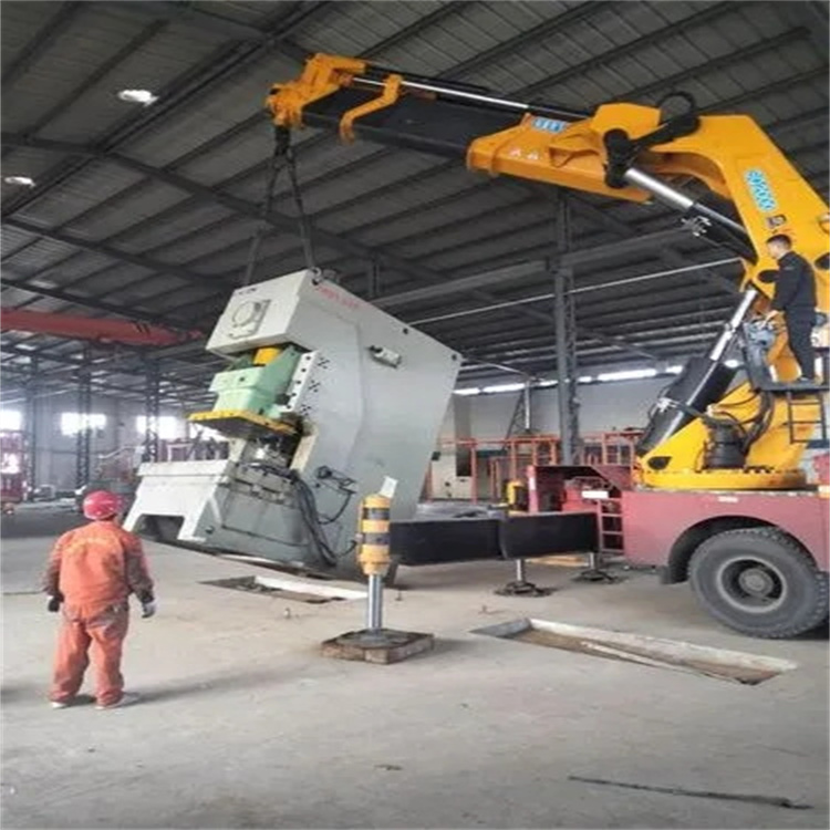 富文镇80吨折臂吊车出租附近电话