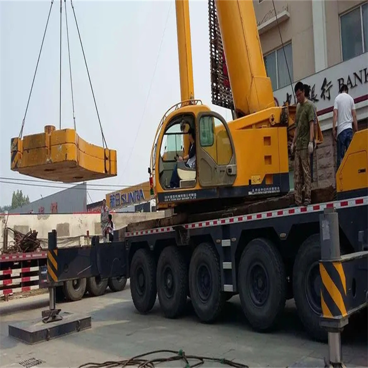 富文镇当地吊车出租|机器吊装|75吨|工厂搬迁服务