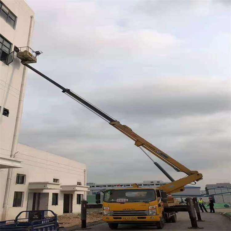 富文镇附近高空车出租|市政施工/设备安装专用|随叫随到|亿立达设备租赁